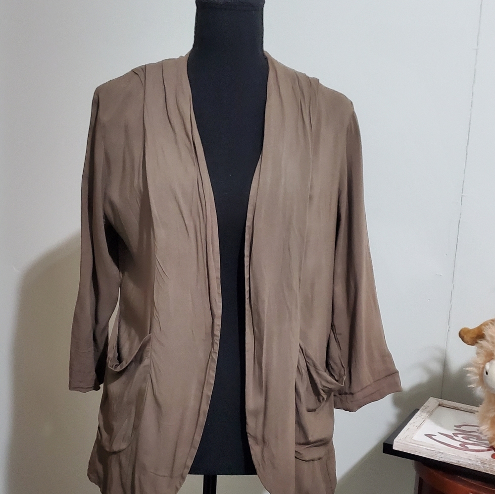 About A Girl Taupe Open Front Cardigan Jacket Lightweight Draped Rayon 3/4 Sleev